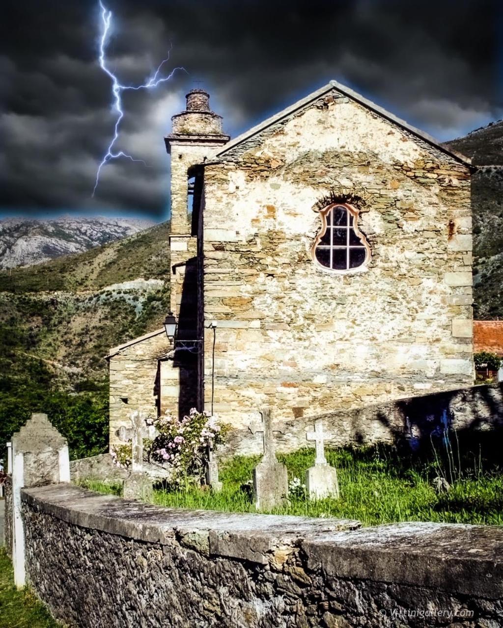 Nuits Magiques Au Village Entre Mer Et Montagnes Bigorno Dış mekan fotoğraf